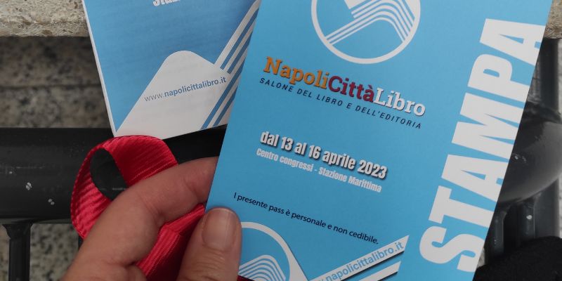 napoli città libro